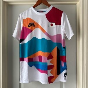 Nike tee shirt size XL white color